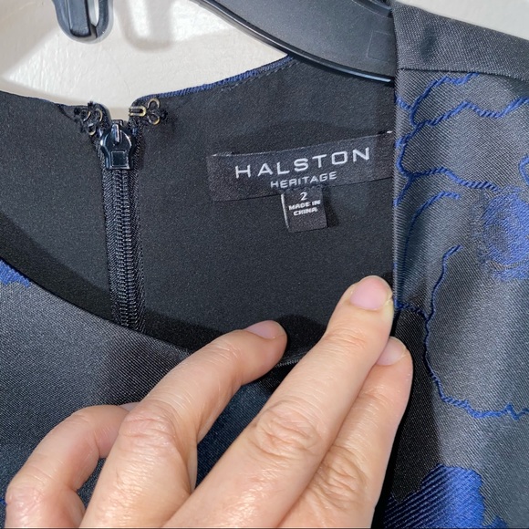 Halston Heritage Black sleeveless Dress Blue Print size 2 fit and flare - Picture 4 of 8
